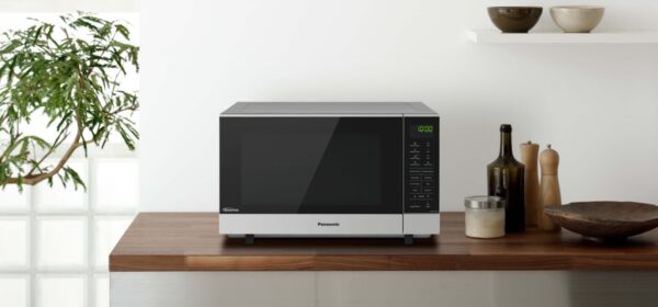 Panasonic 27L Flatbed Microwave Oven - Image 3