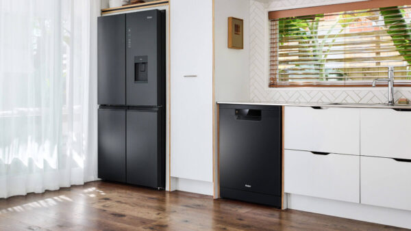 Haier 15 Place Setting Freestanding Dishwasher with Advanced Wash Modifier - Black - Image 4